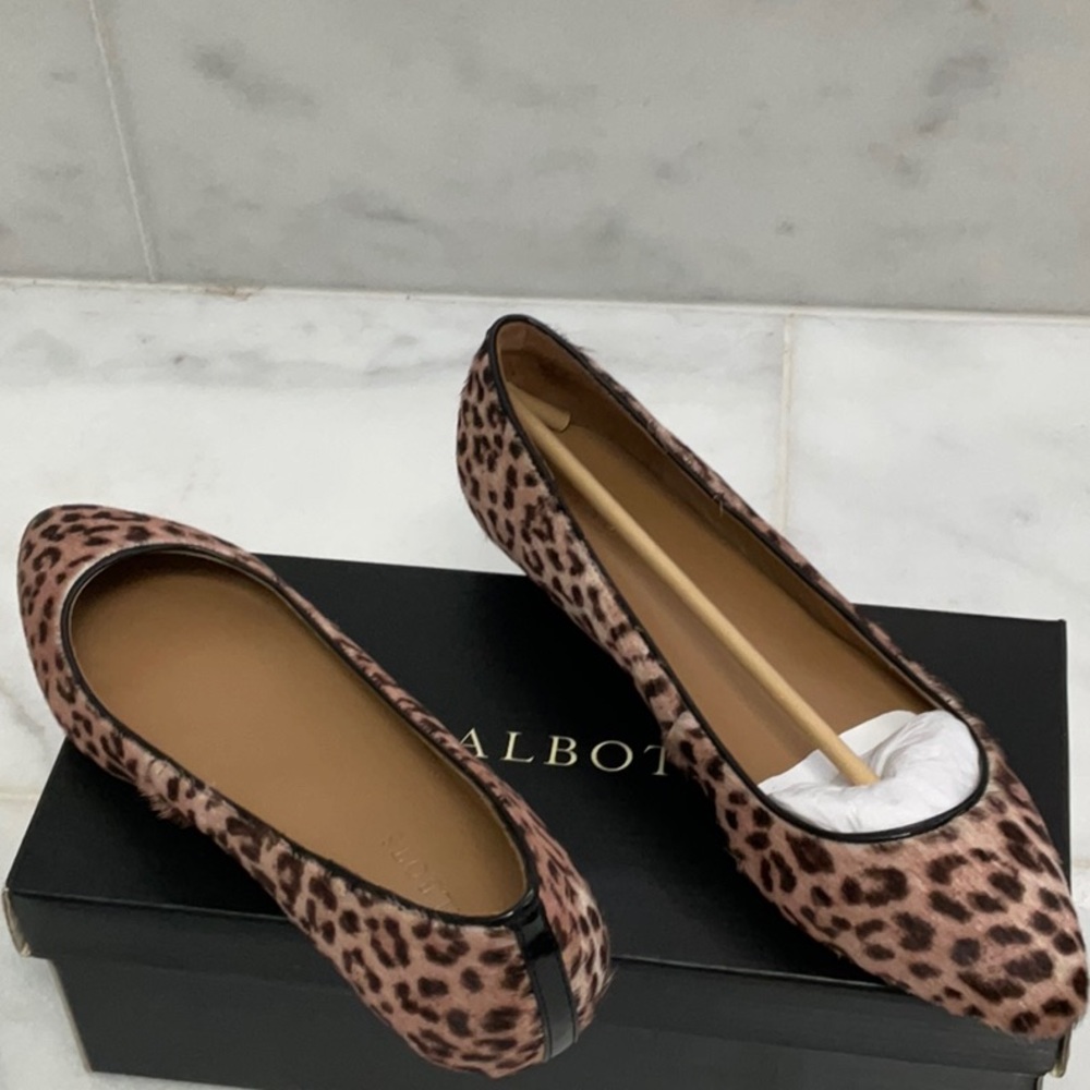 Talbots Leopard Print Pointed Toe Ballet Flats - Tan/Brown hair 8 1/2 New in box